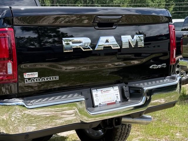 New 2026 Diamond Black Crystal Pearl-Coat Exterior Paint RAM LARAMIE image 7