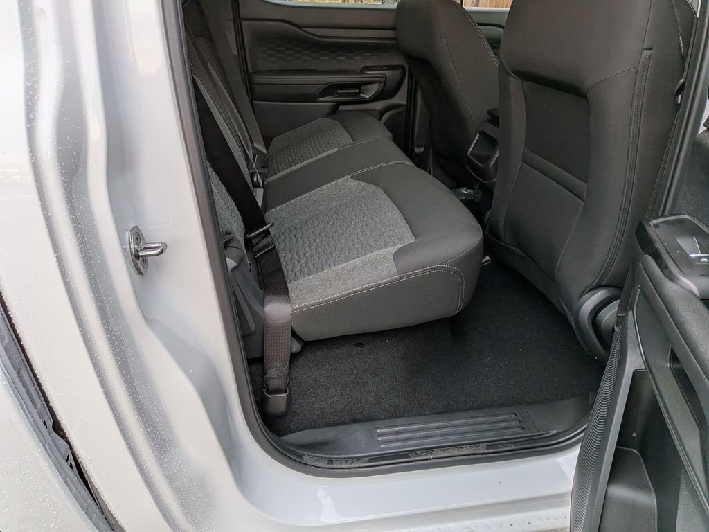 New 2026 Oxford White Ford XL image 32