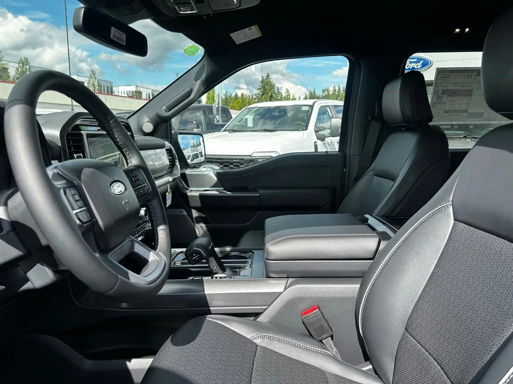 New 2026 Carbonized Gray Metallic Ford Lariat® image 13