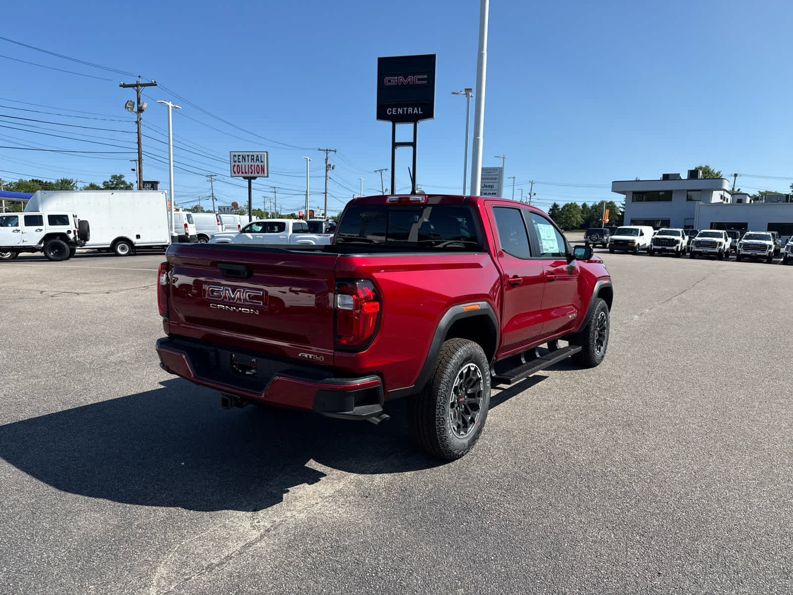 2026 GMC Canyon AT4 - Photo 5