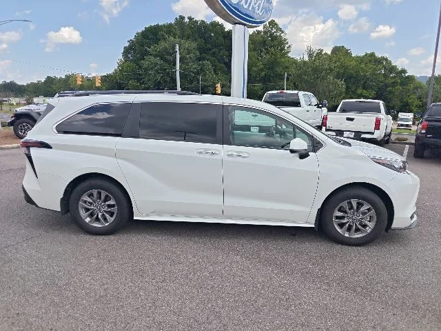 Used 2026 Pearl Toyota XLE image 2
