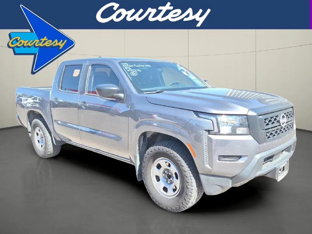 Used 2022 Gray Nissan S image 1