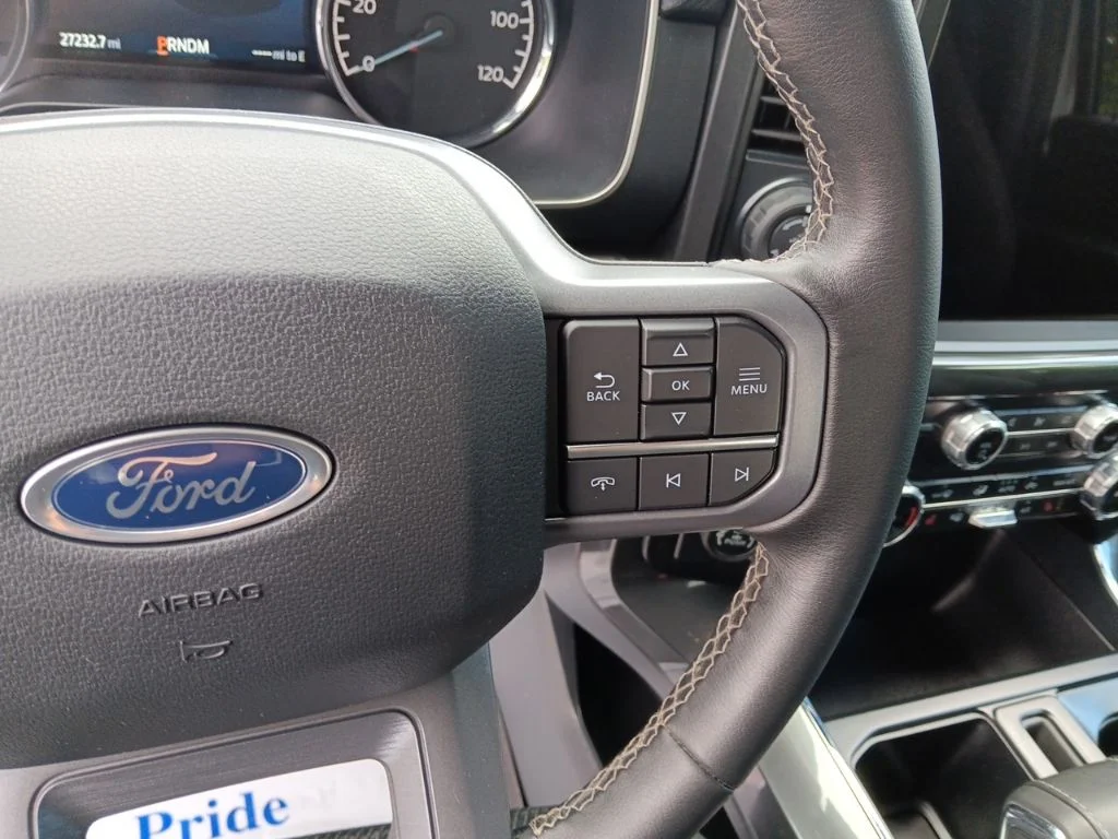 Used 2023 Iconic Silver Metallic Ford XLT image 18