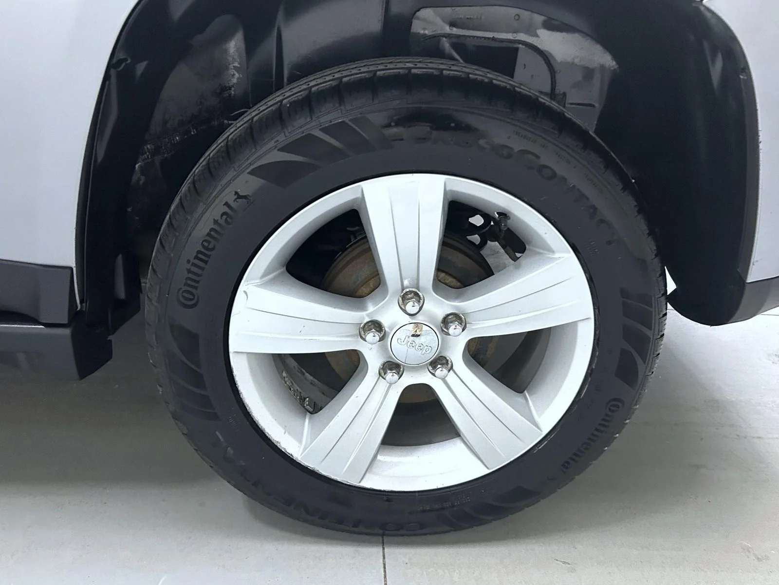 Used 2017 Silver Jeep Sport image 22