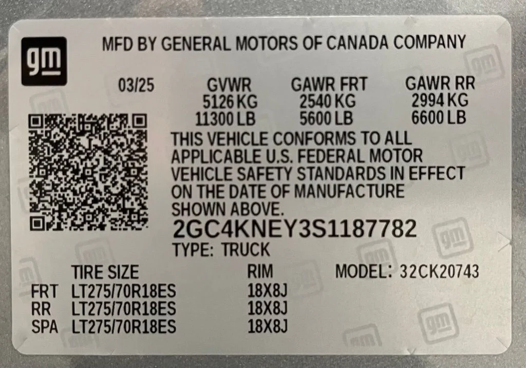 Used 2025 Gray Chevrolet LT image 60