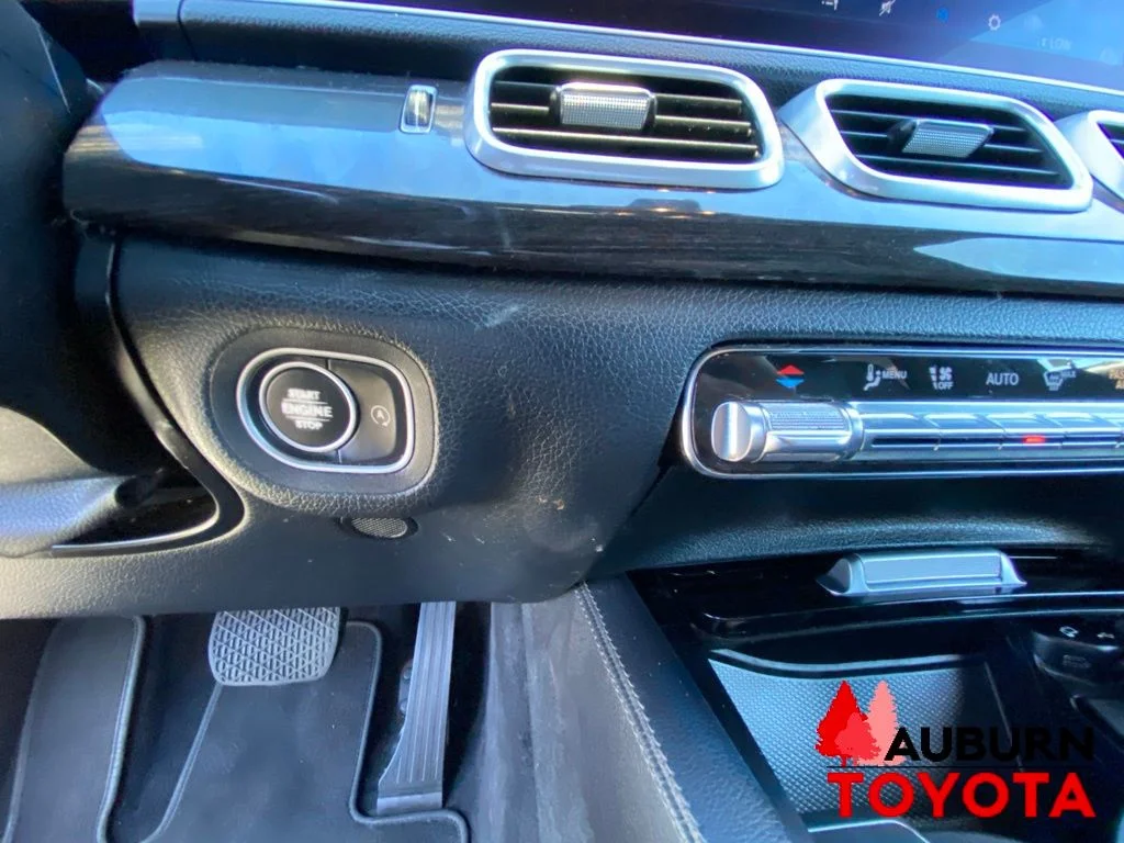 Used 2020 White Mercedes-Benz GLE 350 image 42