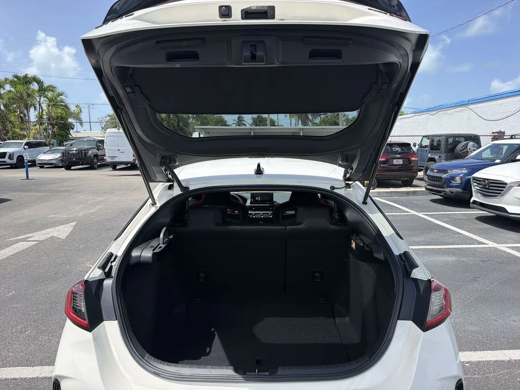 Used 2025 White Honda  image 33