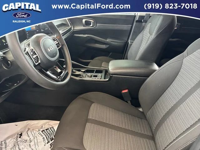 Used 2025 White Kia LX image 19