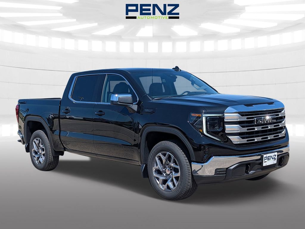 2026 GMC Sierra 4WD Crew Cab Short Box SLE's photo