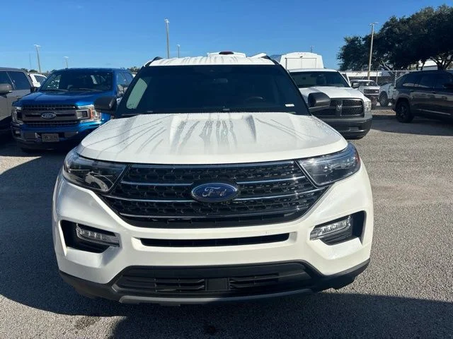 Used 2023 White Ford XLT image 2
