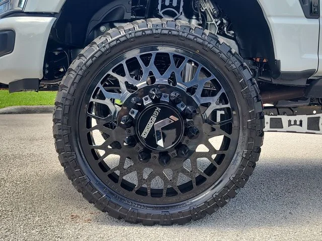 New 2026 Avalanche Ford Platinum image 10