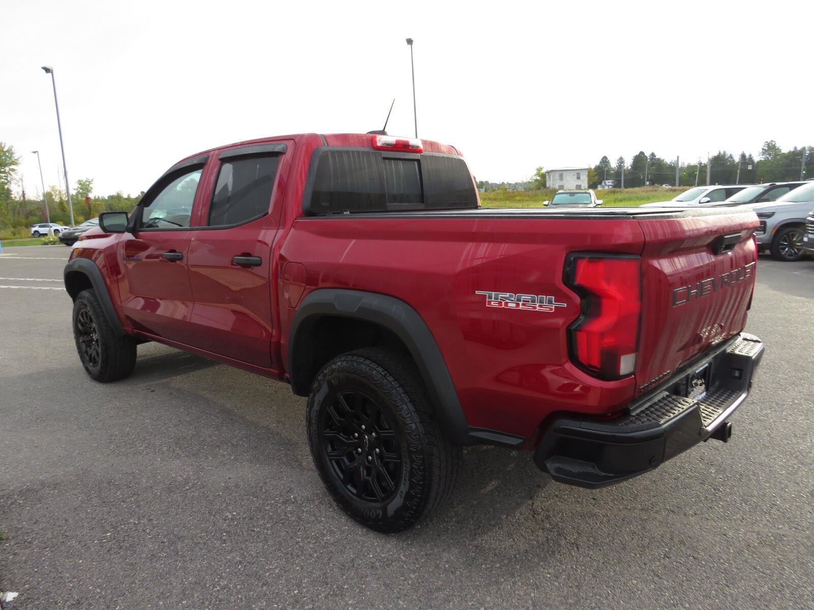 Used 2026 Radiant Red Tintcoat Chevrolet 4WD Trail Boss image 11