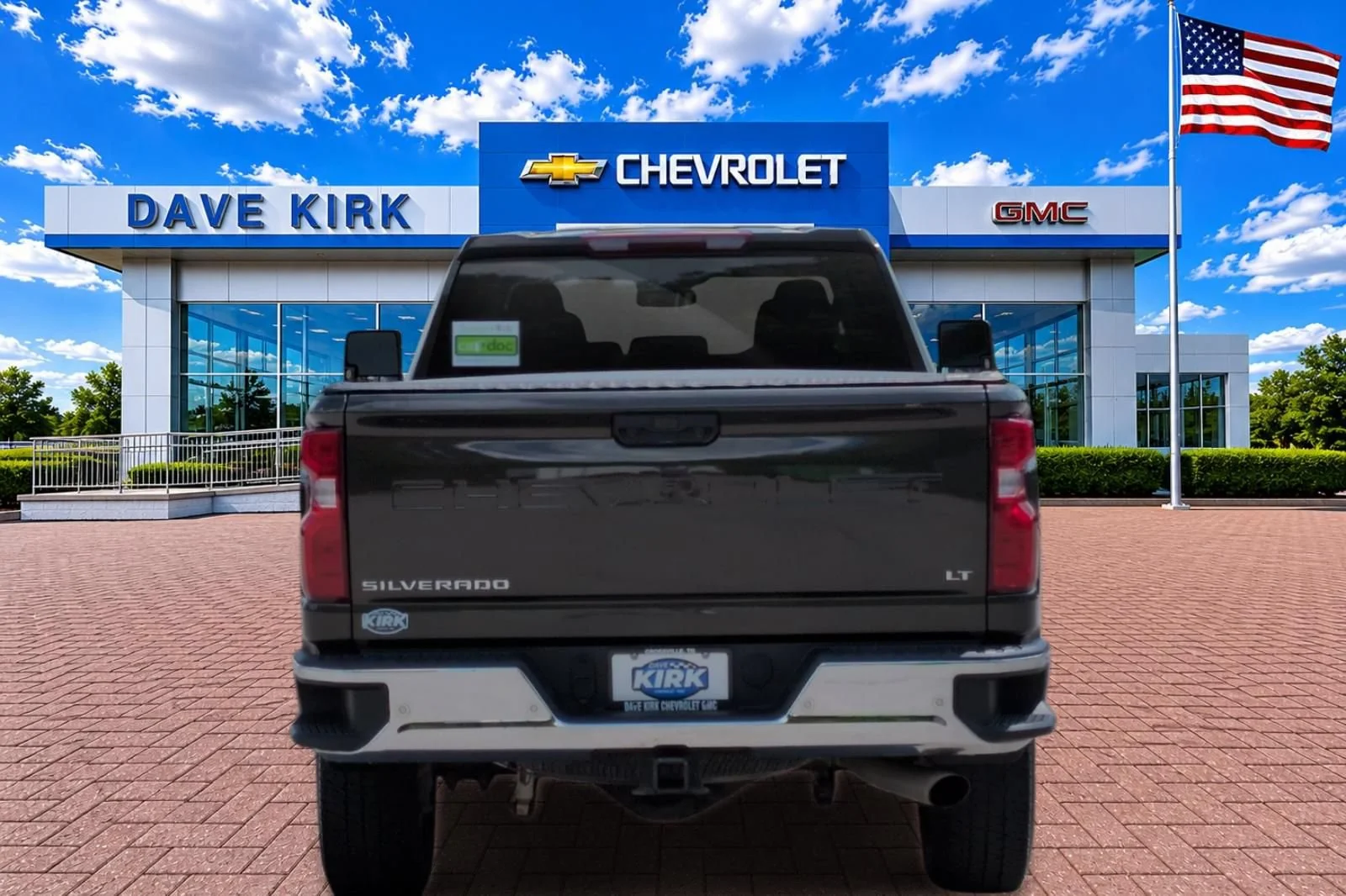 Used 2022 GREENSTONE METALLIC Chevrolet LT image 4