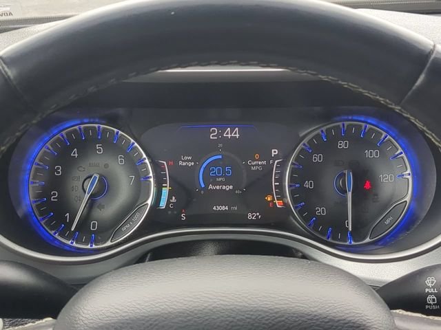 Certified Used 2021 White Chrysler Touring L image 34