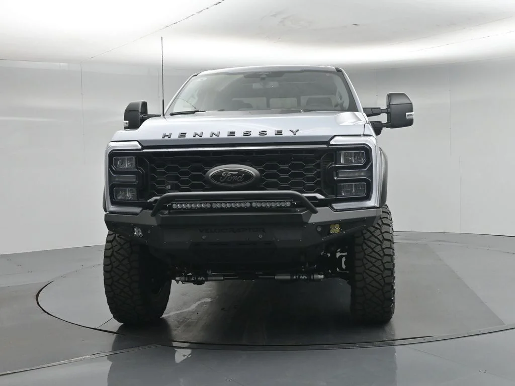 New 2026 Glacier Gray Metallic Tri-Coat Ford Lariat image 28