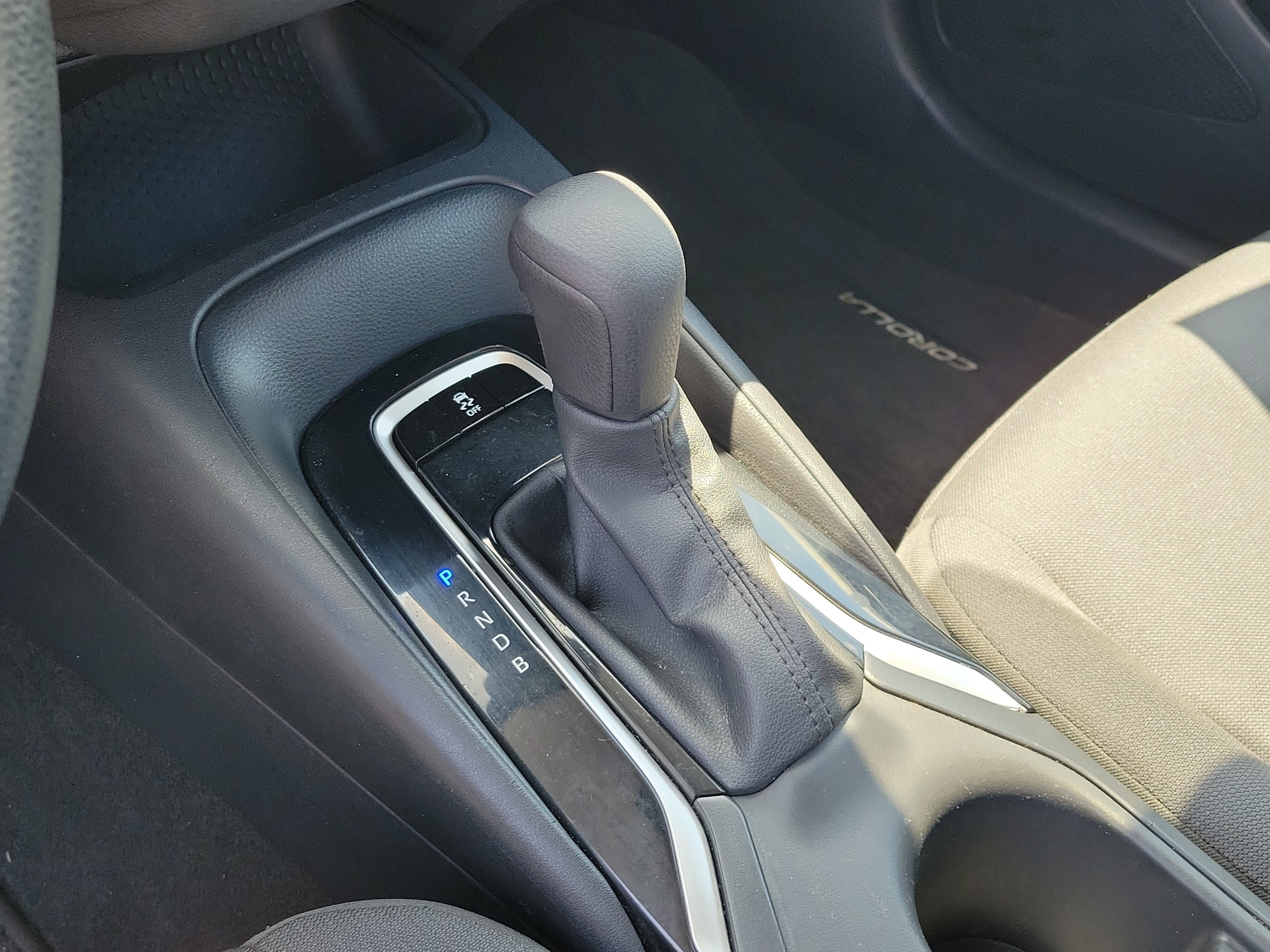 Used 2023 Blueprint Toyota LE image 27