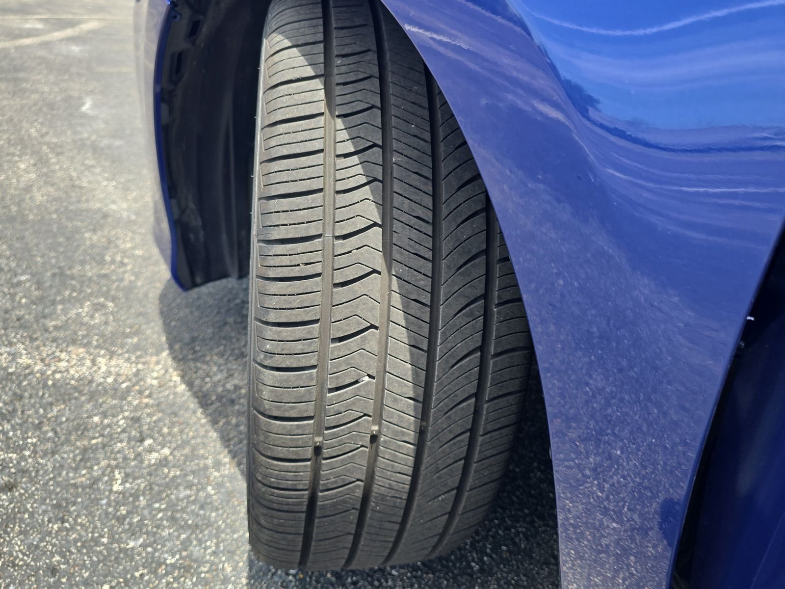 Used 2018 Blue Toyota XLE image 28