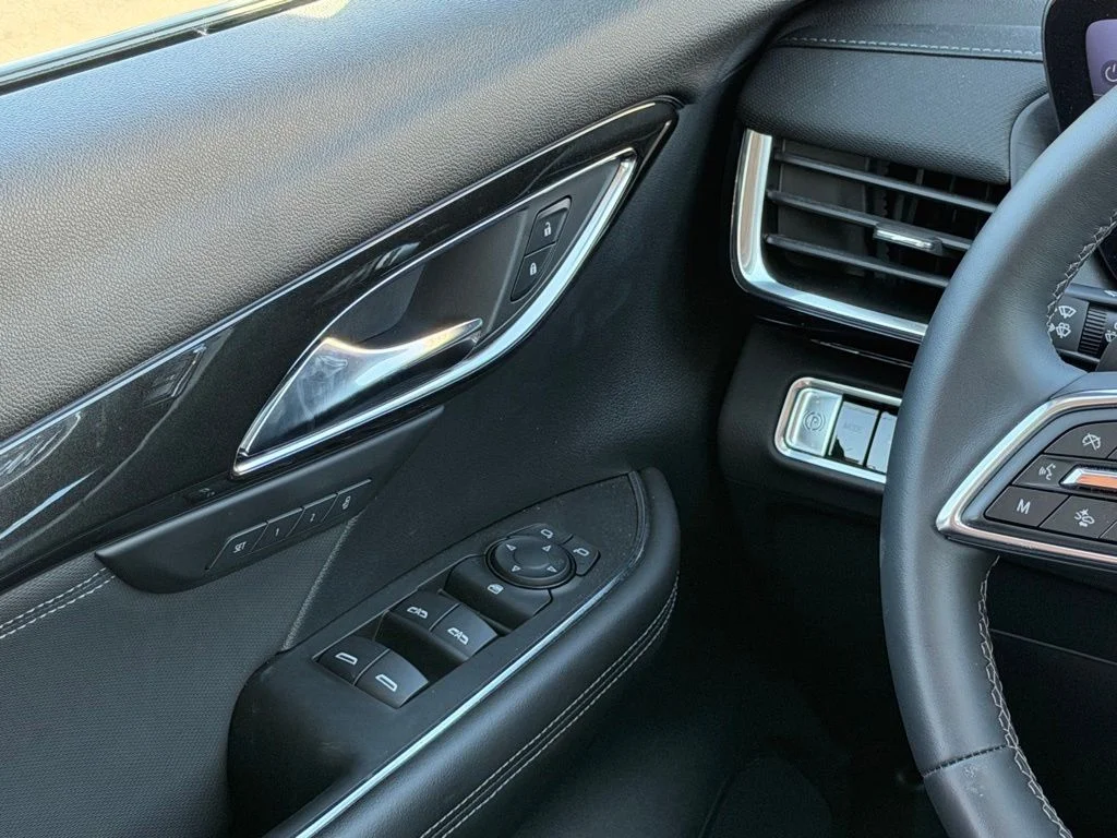 Certified Used 2025 Gray Buick Preferred image 12