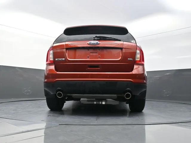 Used 2014 Orange Ford SEL image 35