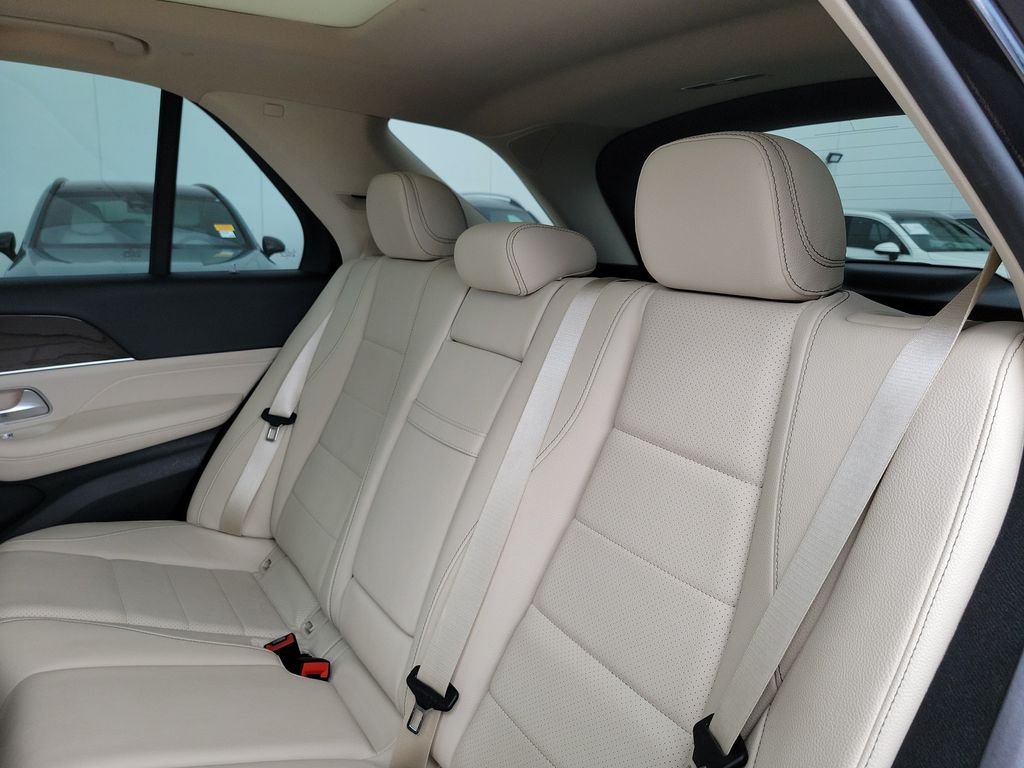 Certified Used 2024 Black Mercedes-Benz GLE 450e image 12