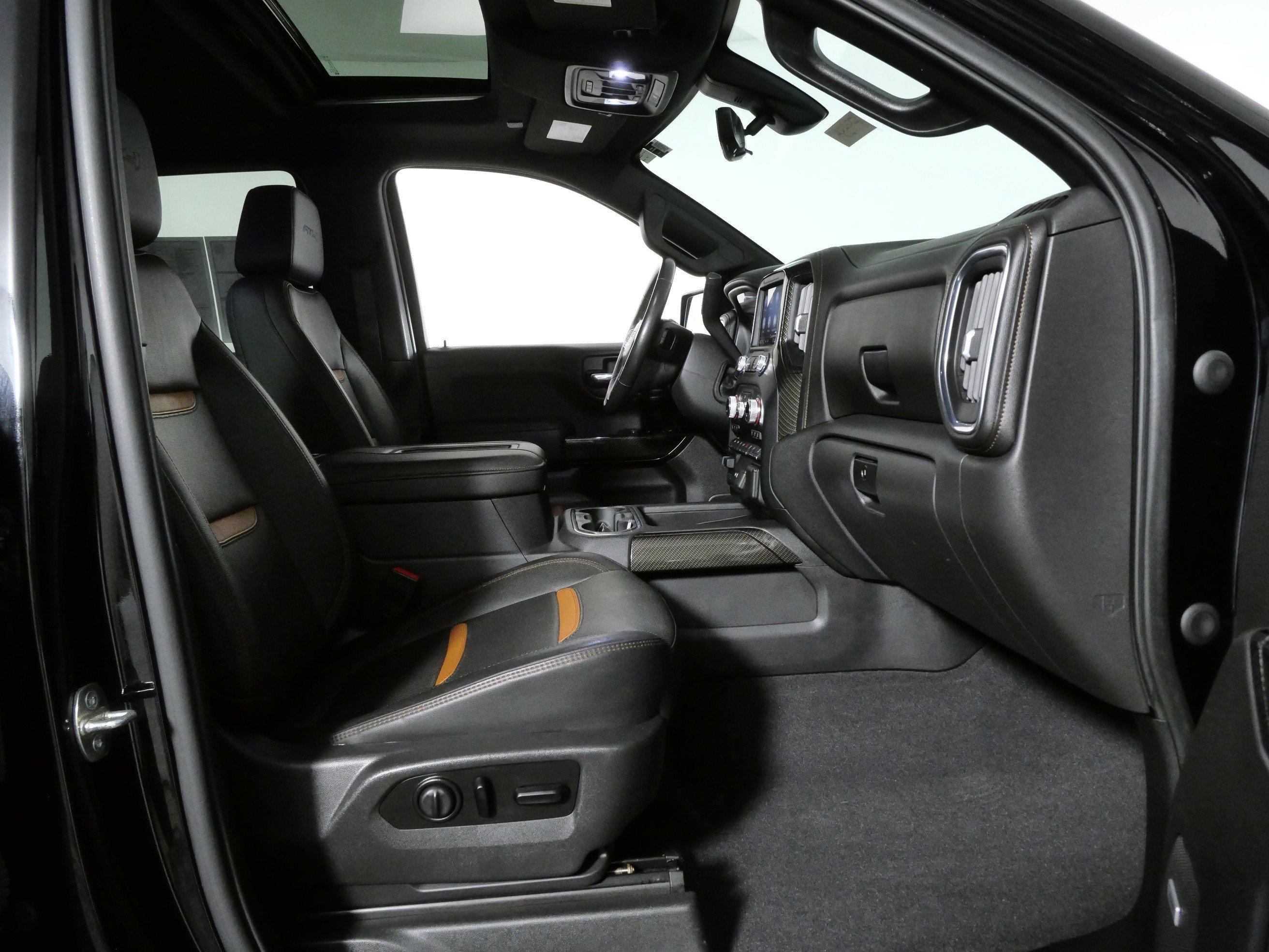 Certified Used 2020 Onyx Black GMC AT4 image 12