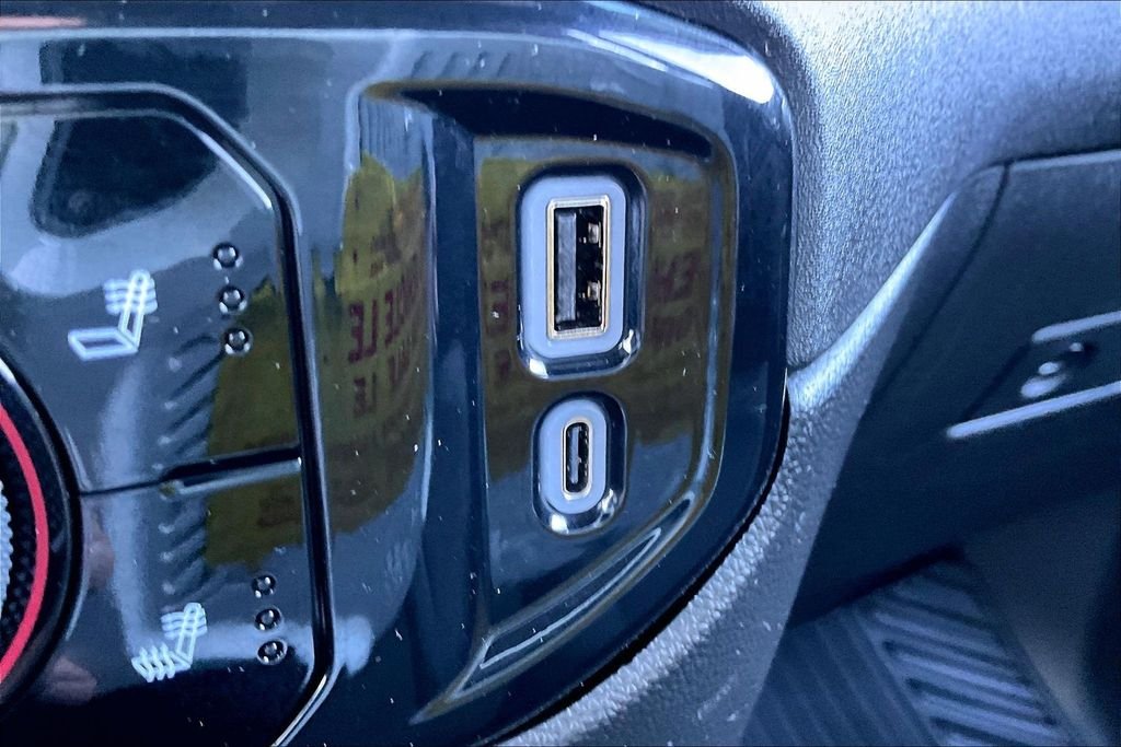 2025 Chevrolet Silverado 1500 LT - Photo 33