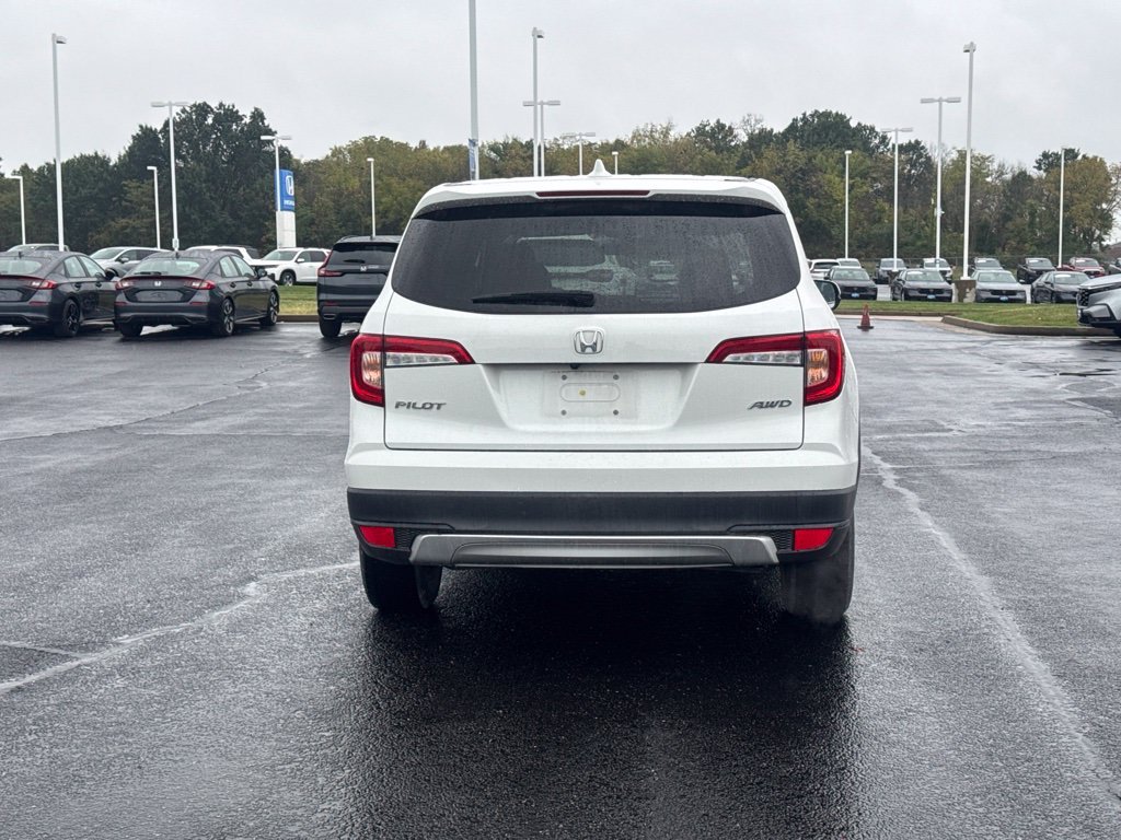 Used 2022 White Honda EX-L image 11