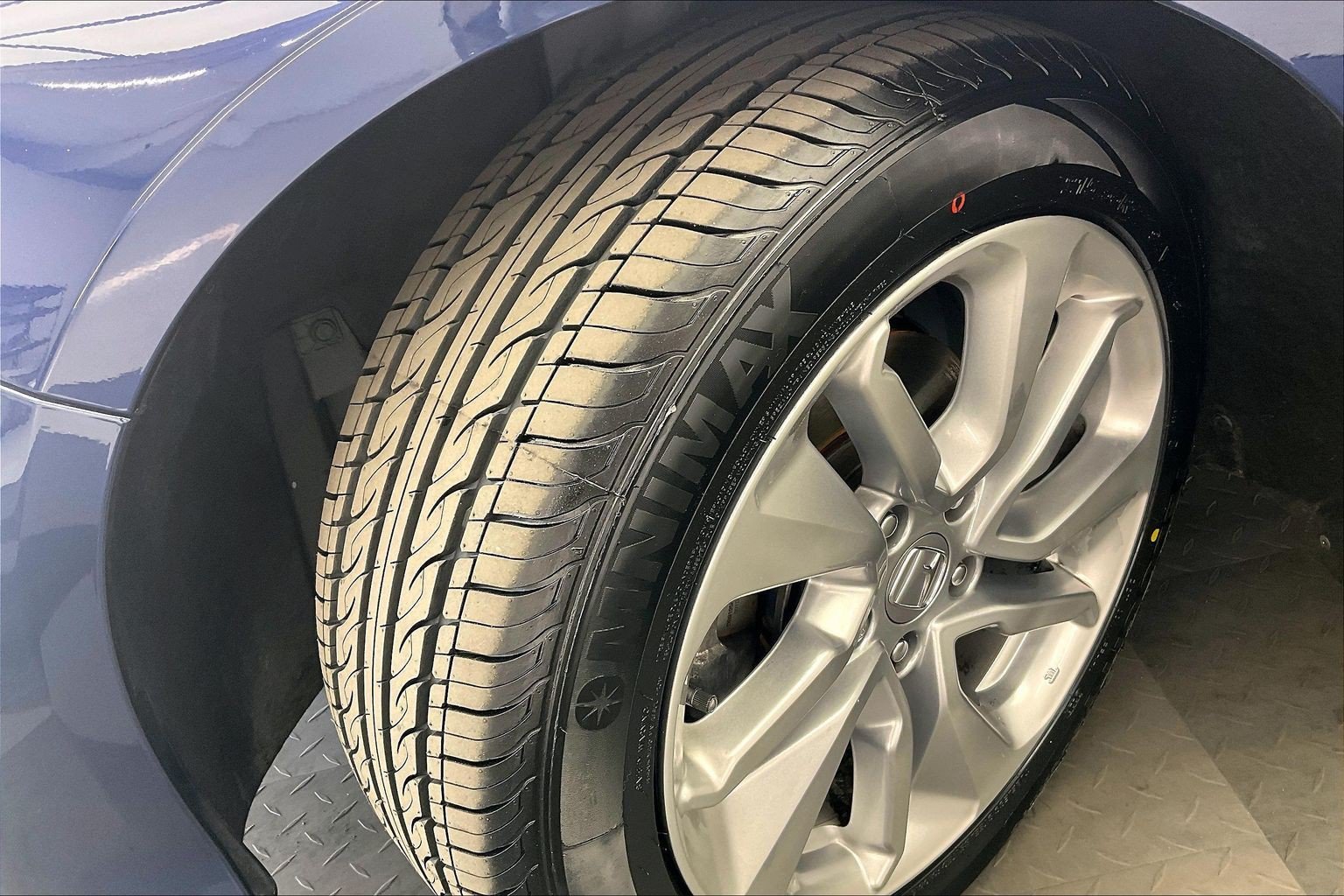 Used 2019 Blue Honda LX image 34