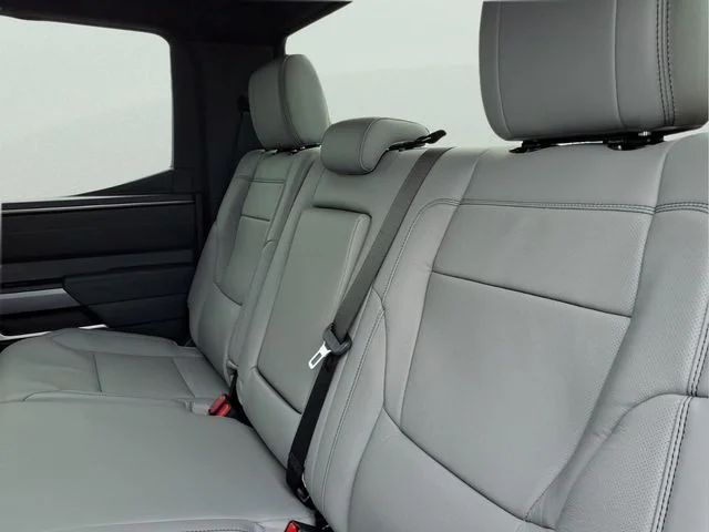 2026 Toyota Tundra SR5 - Photo 20