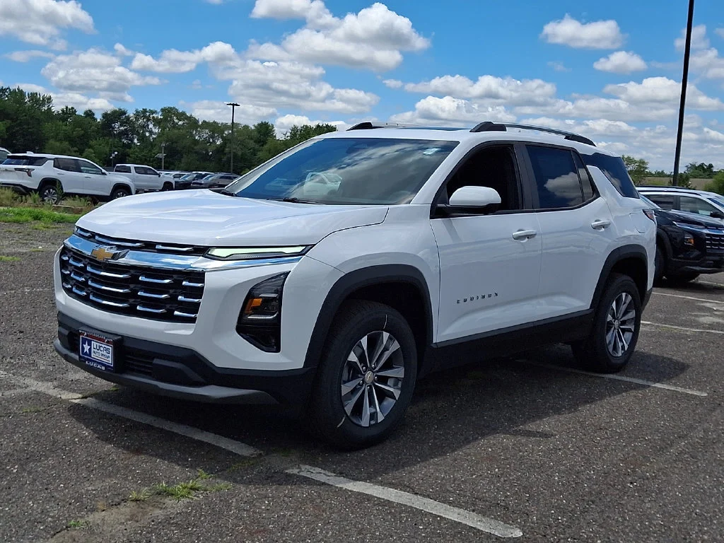 New 2026 Summit White Chevrolet LT image 4