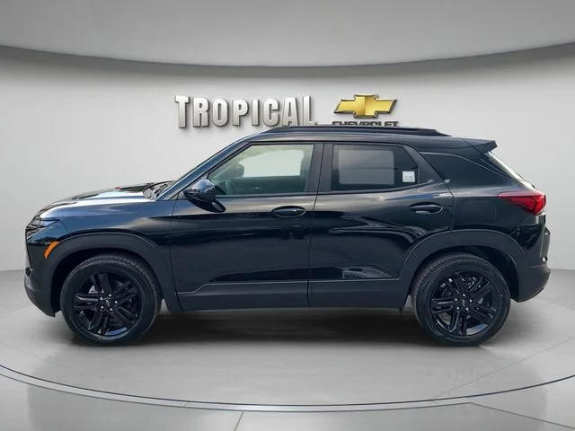 New 2026 Mosaic Black Metallic Chevrolet LT image 2