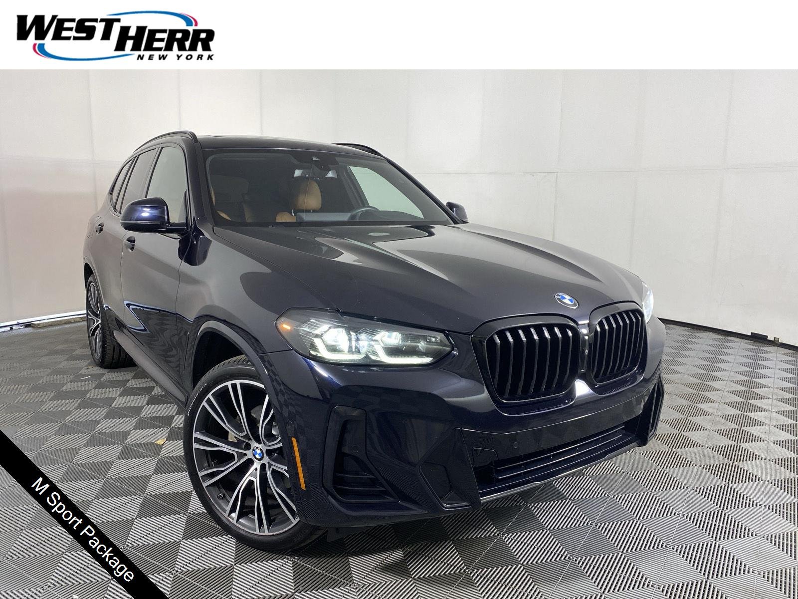 Used 2024 Carbon Black Metallic BMW xDrive30i image 1