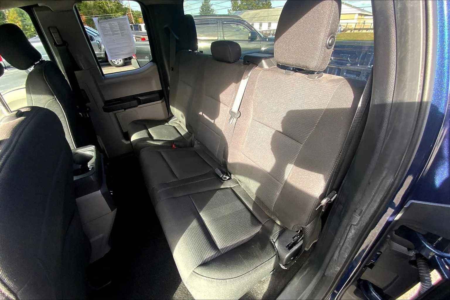 Used 2018 Blue Jeans Metallic Ford XL image 21
