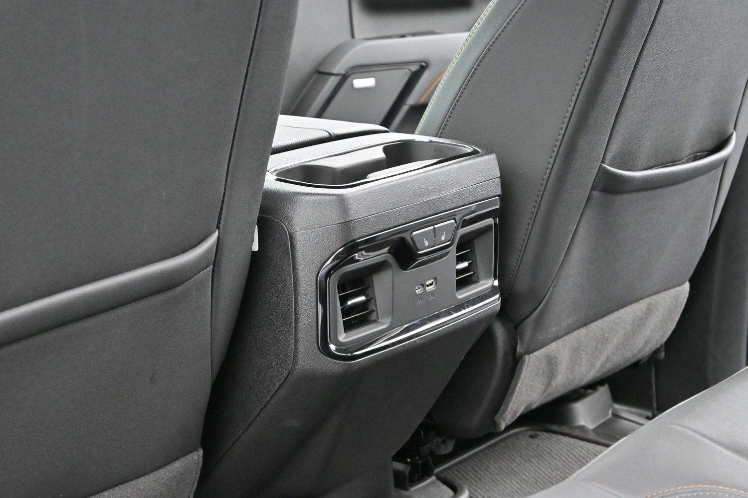 Used 2025 Onyx Black GMC AT4 image 31