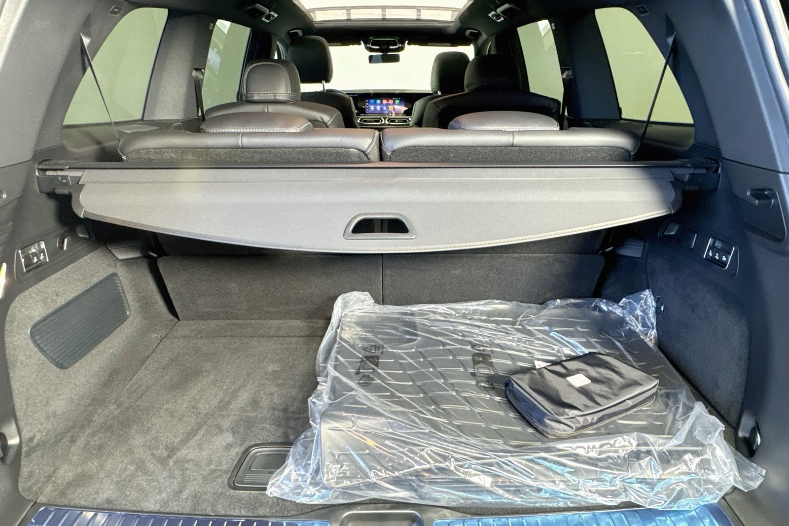 New 2027 Black Mercedes-Benz GLS 450 image 25