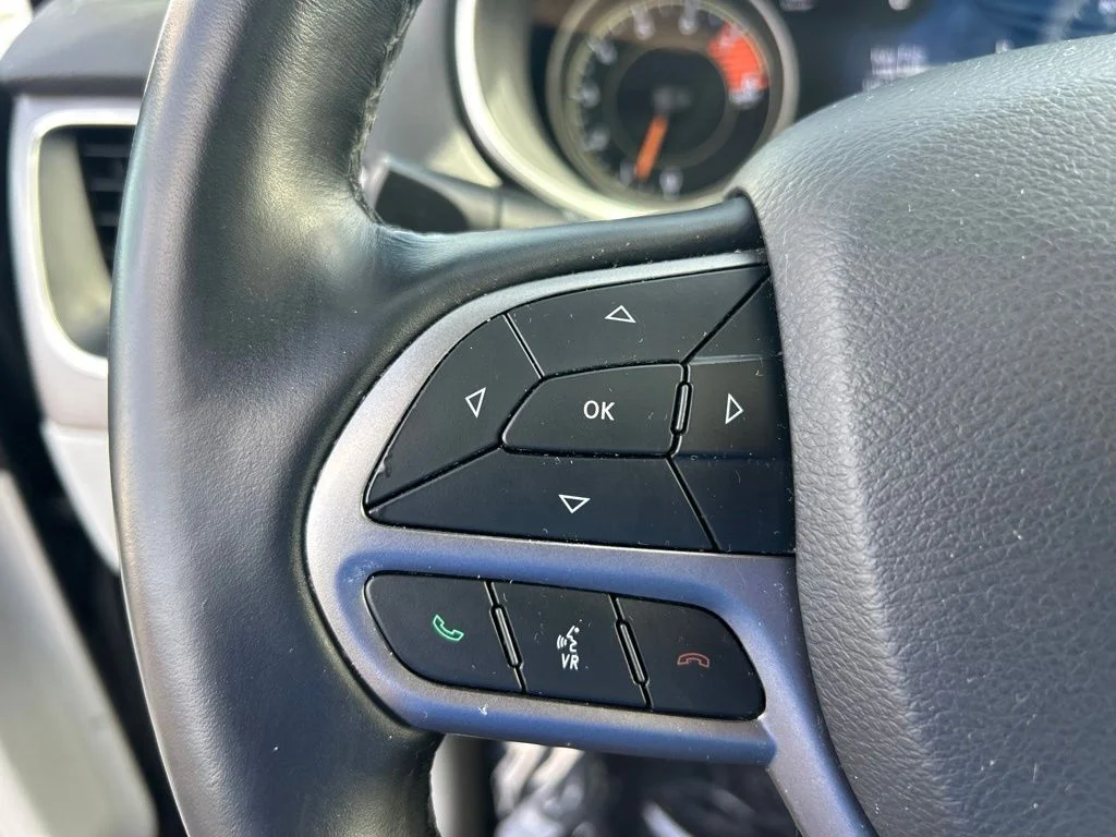Certified Used 2021 Black Jeep Latitude Lux image 45
