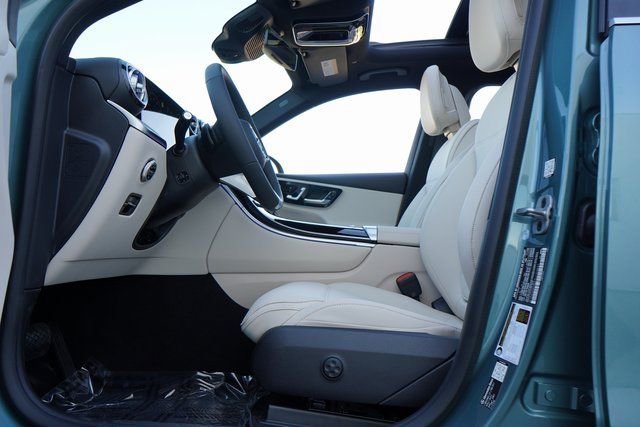 New 2026 Verde Silver Metallic Mercedes-Benz GLC 300 image 58