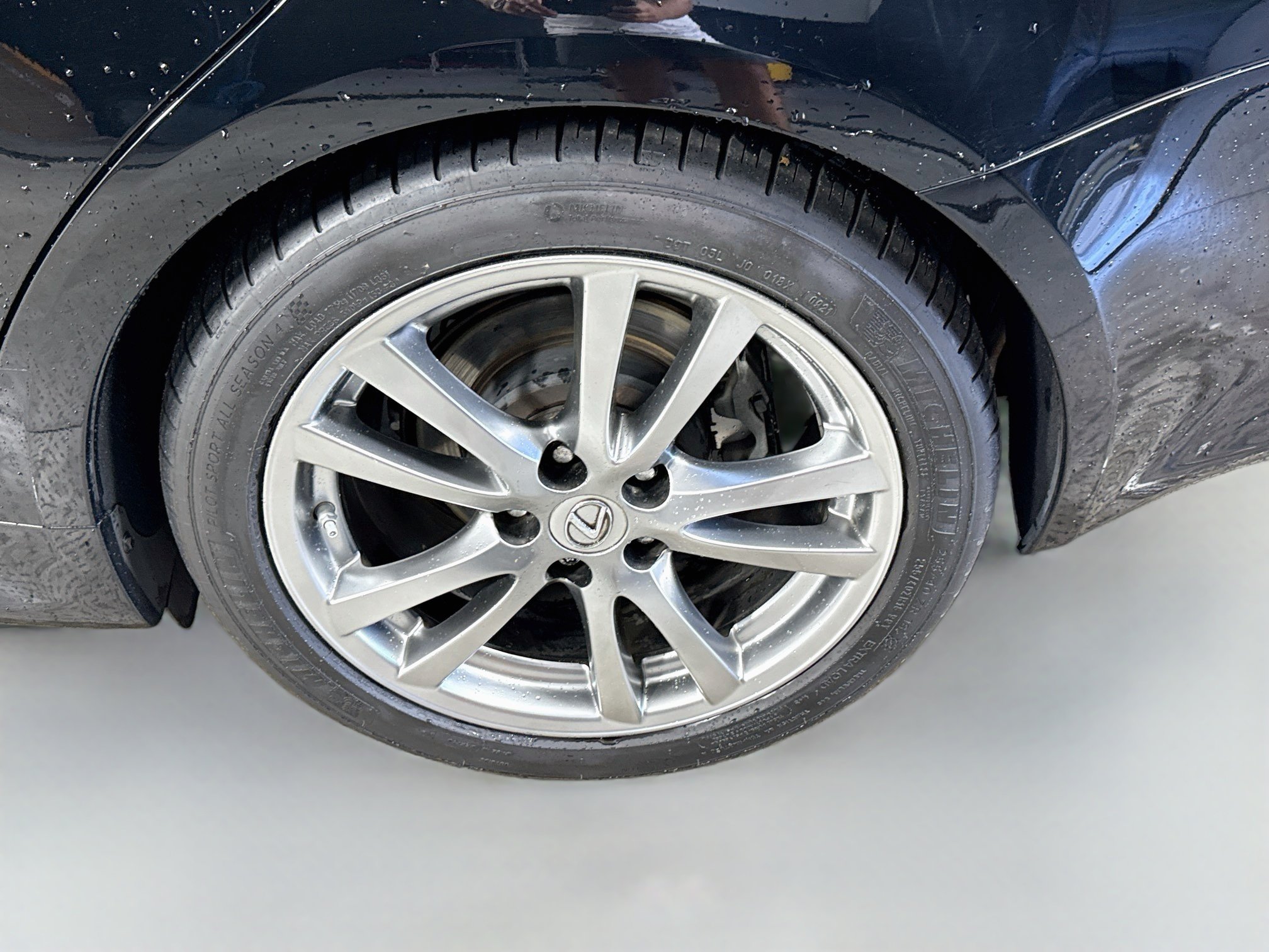 Used 2008 Obsidian Lexus Base image 32