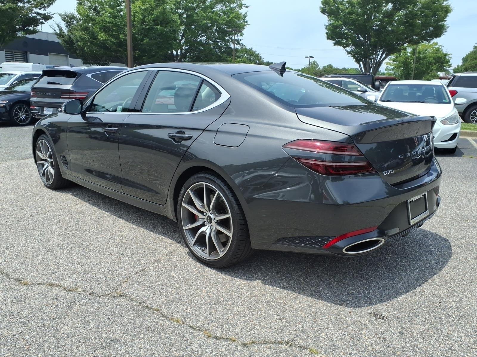 Certified Used 2025 Makalu Gray Genesis 2.5T image 8