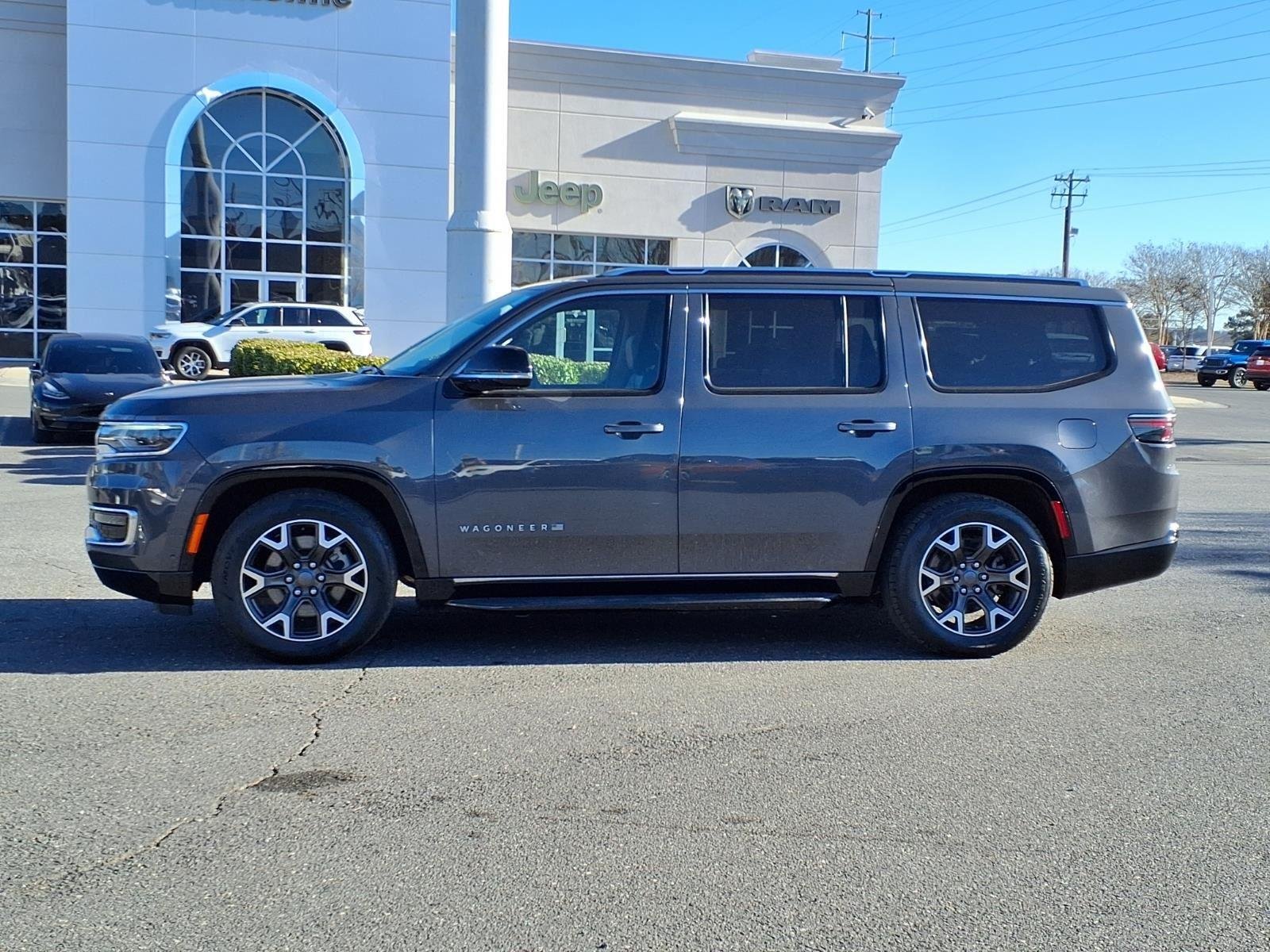 Used 2024 Baltic Gray Metallic Clearcoat Jeep Series III image 3