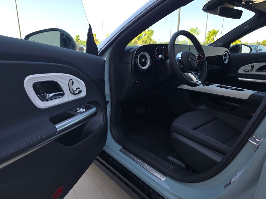 New 2027 Liquid Crystal Green Mercedes-Benz CLA 220 image 10