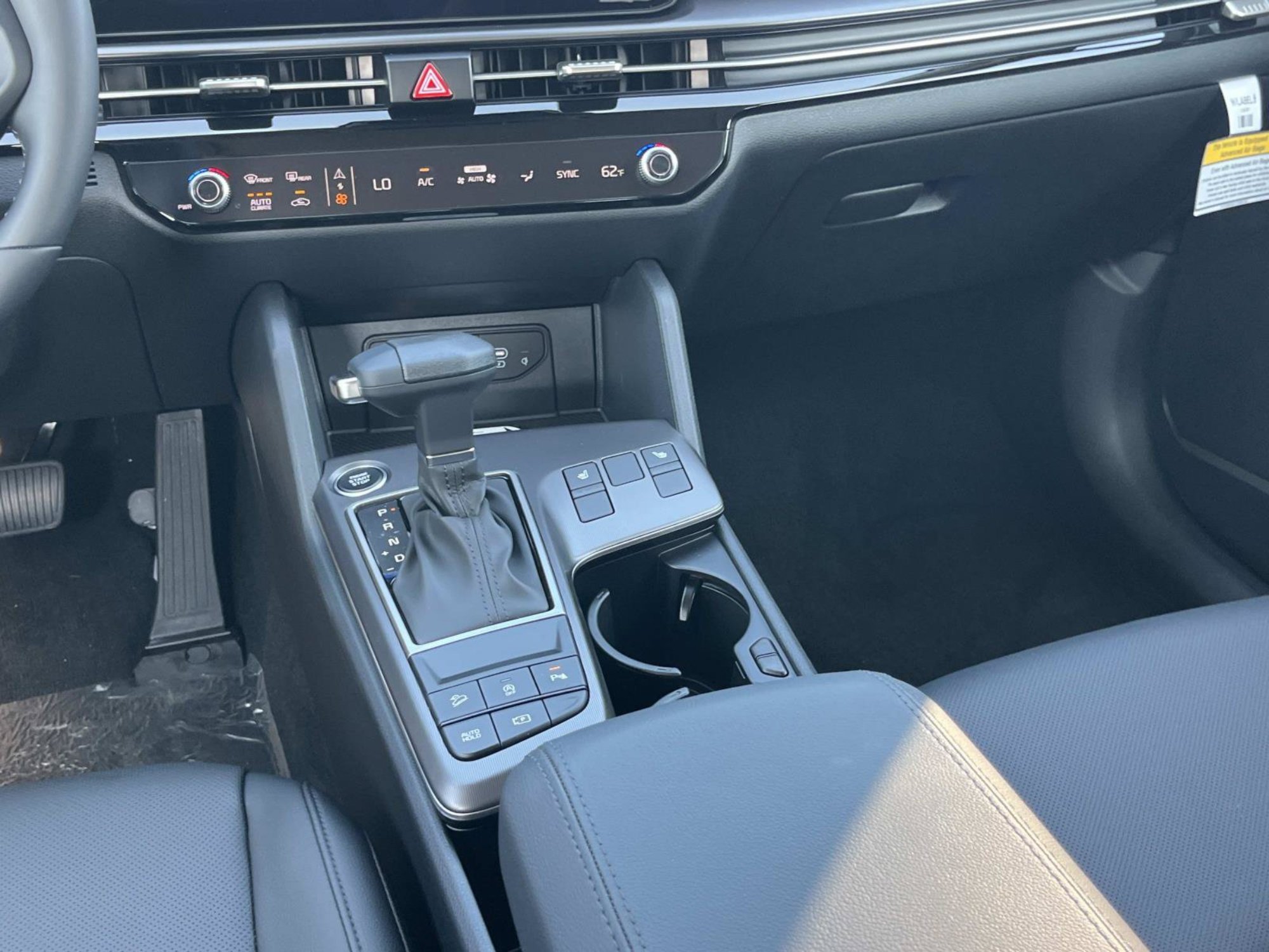 New 2027 Ebony Black Kia EX image 18