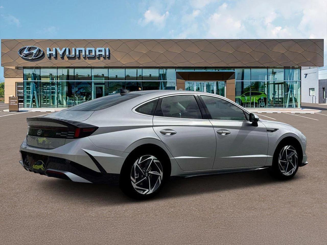 New 2026 Silver Hyundai SEL Sport image 8
