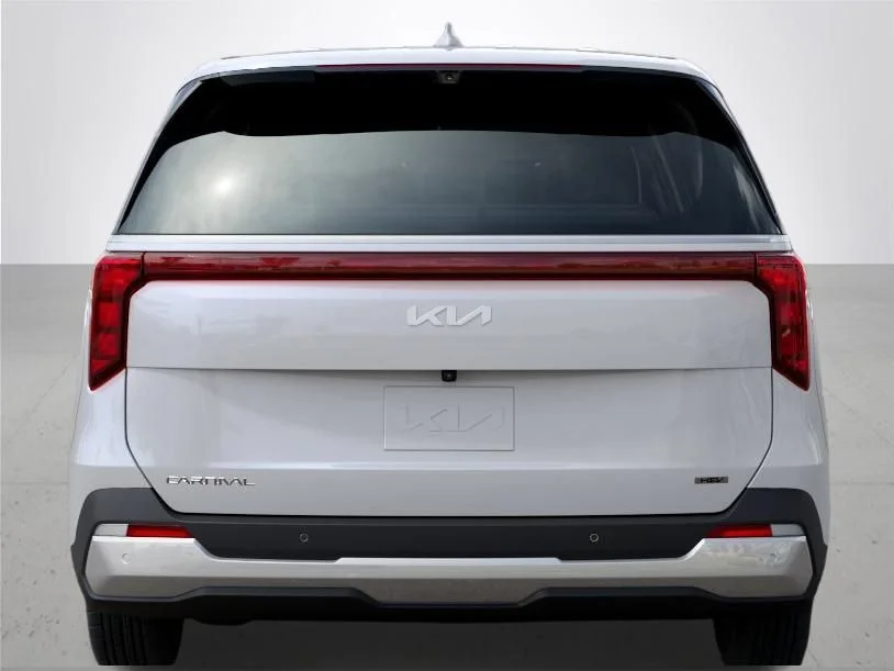 New 2026 White Kia LXS image 13