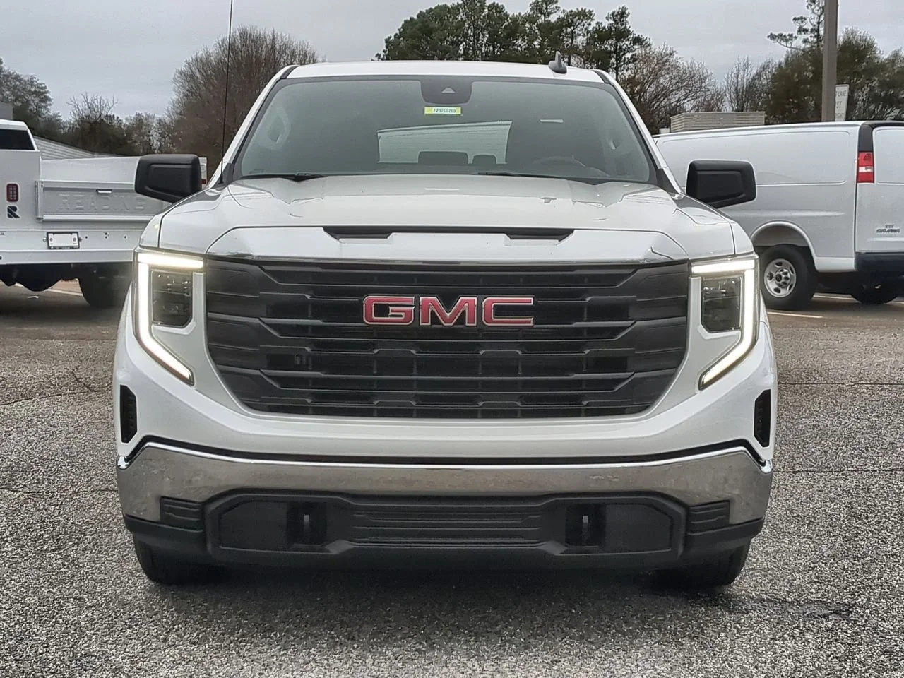 New 2026 Summit White GMC Pro image 3