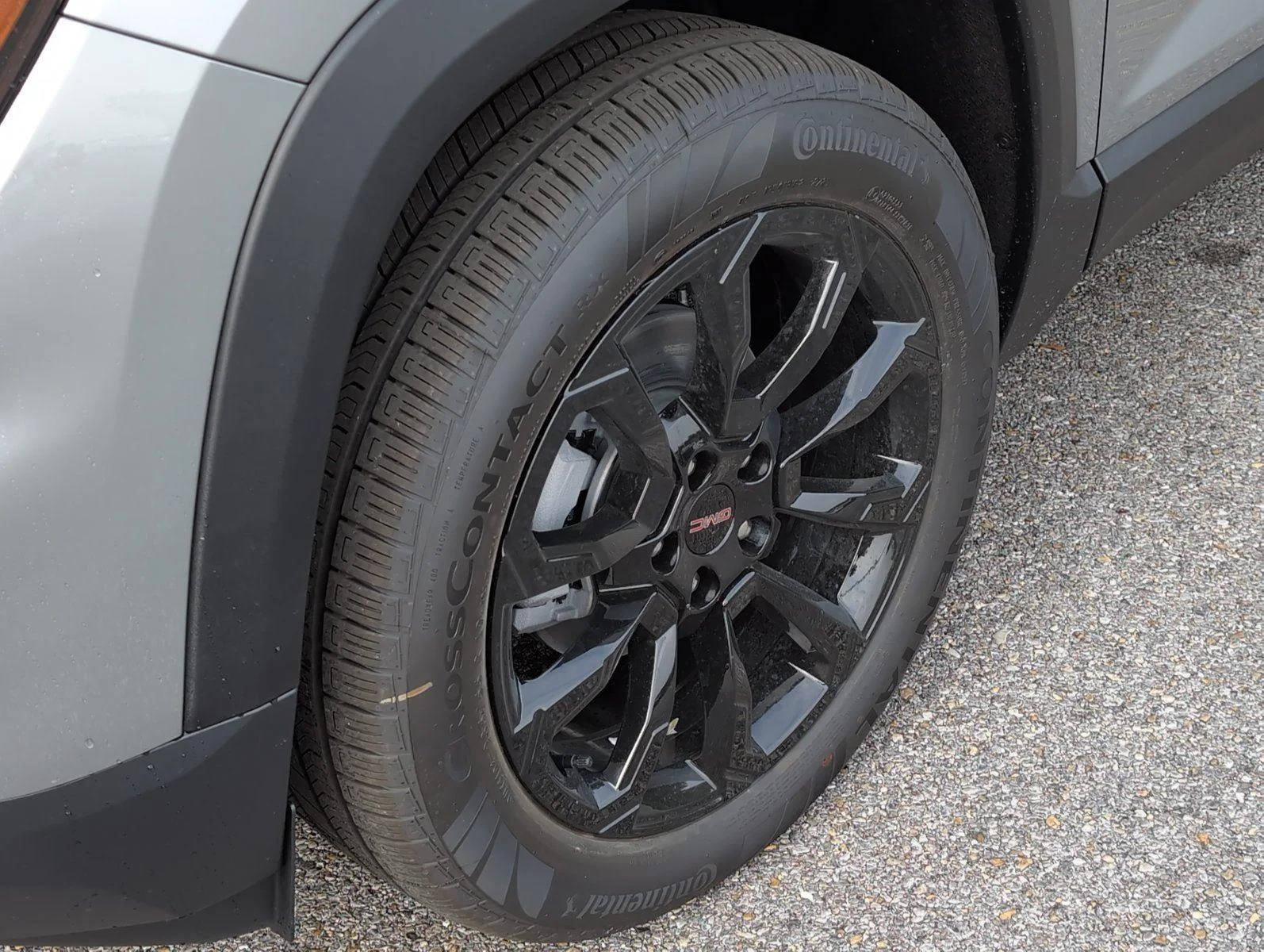 New 2026 Sterling Metallic GMC Elevation image 31
