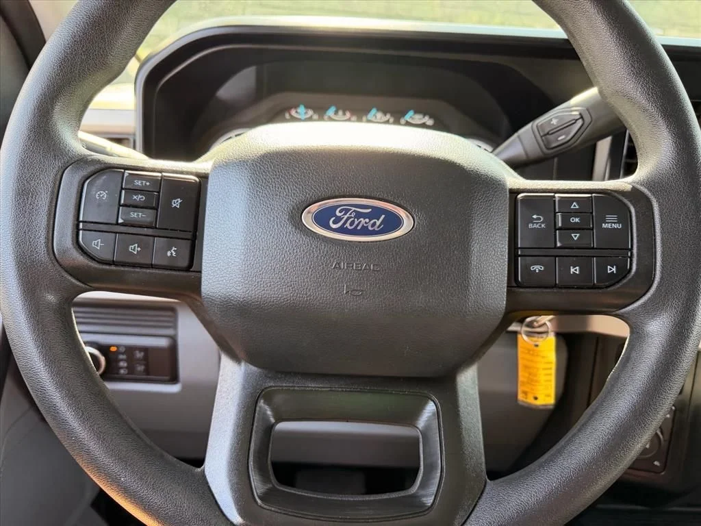 Used 2024 Gray Ford XL image 19