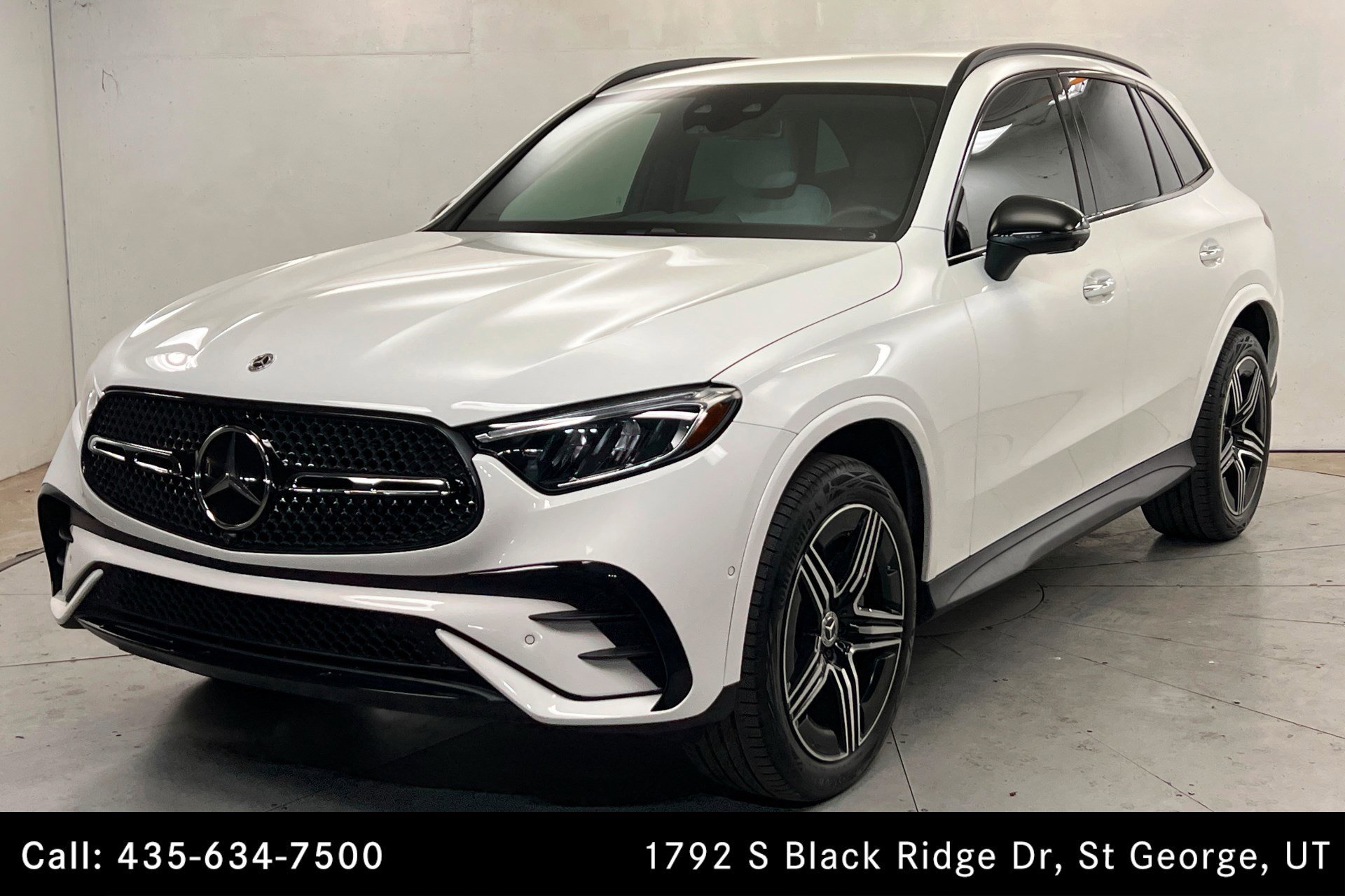 Certified Used 2026 Polar White Mercedes-Benz GLC 300 image 1
