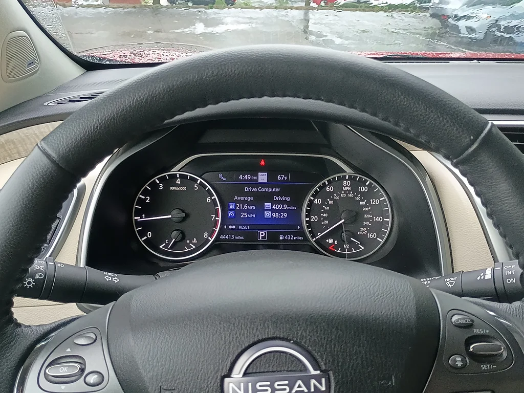 Used 2024 Scarlet Ember Tintcoat Nissan SL image 20