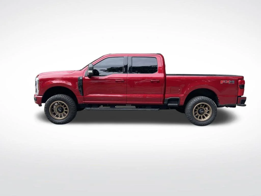Used 2024 Red Ford XLT image 2
